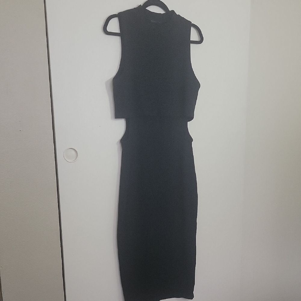 Elegant Black Sleeveless Dress With Cut Outs